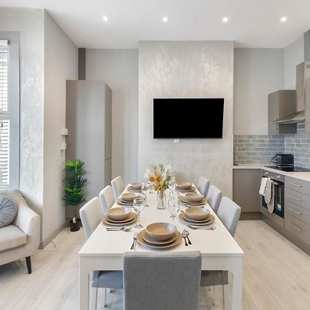 Wembley Luxury 3 Bedroom Лондон Экстерьер фото